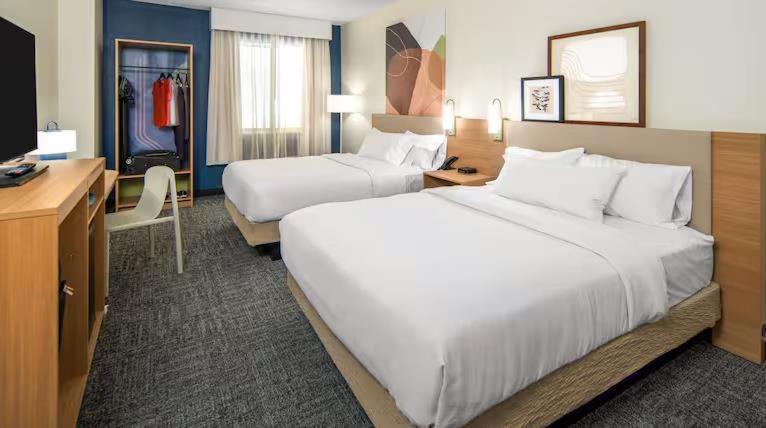 Spark By Hilton Indianapolis Northeast 3*