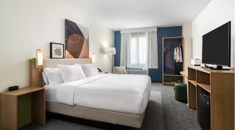 Spark By Hilton Indianapolis Northeast 3* Fishers