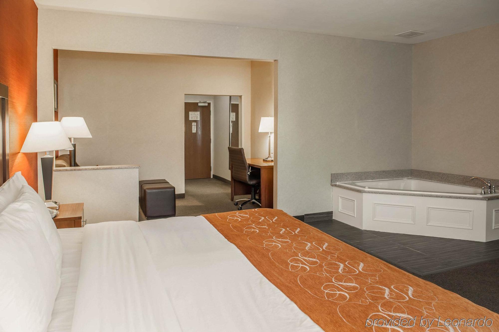Spark By Hilton Indianapolis Northeast 3* Fishers