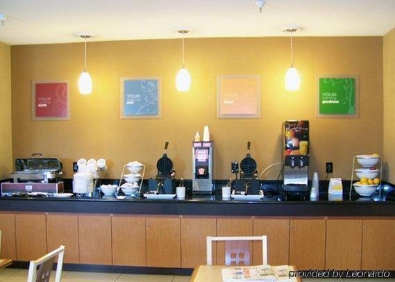 Spark By Hilton Indianapolis Northeast Hotel 3*